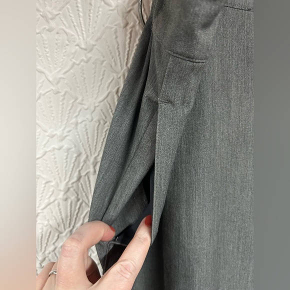 Woman’s Nic + Zoe Size 14 Grey Slacks - Picture 2 of 5